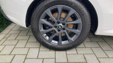 Land Rover Range Rover Sport 3.0 D300 Dynamic SE 5dr Auto Diesel Estate